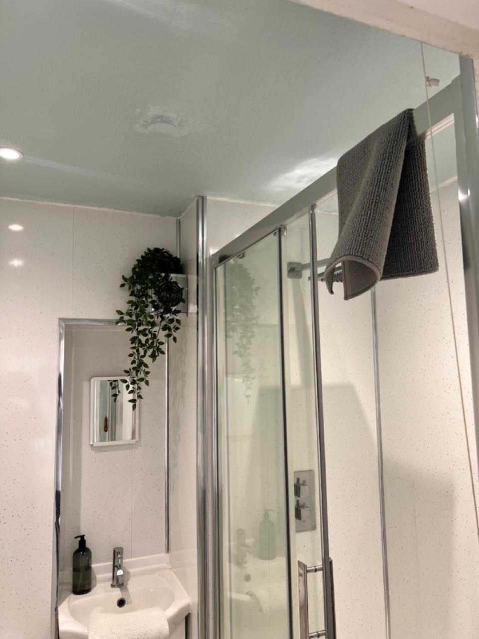 Linlithgow Loch Apartment מראה חיצוני תמונה