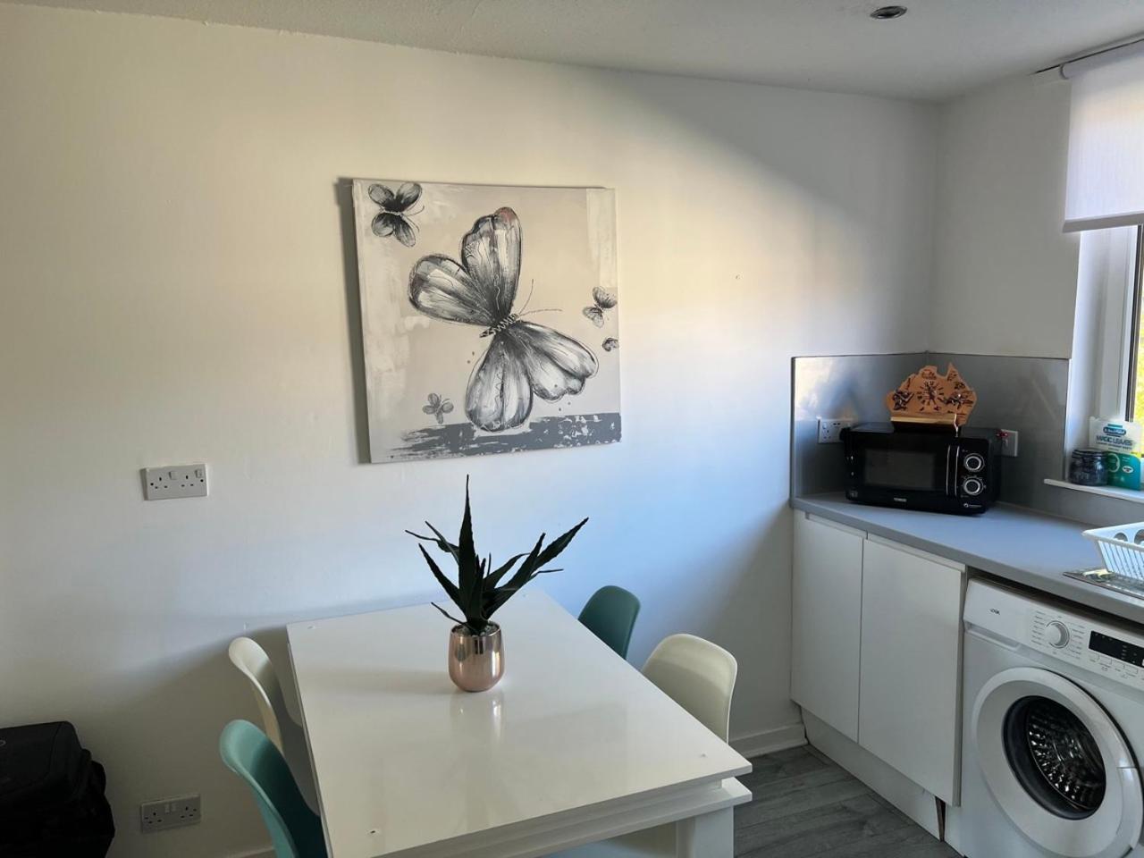 Linlithgow Loch Apartment מראה חיצוני תמונה